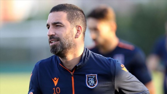 Beşiktaş Arda Turan'ın transfer edileceği haberlerini yalanladı