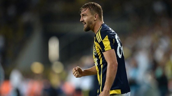 Beşiktaş Caner'i KAP a bildirdi