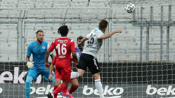 Beşiktaş Fraport TAV Antalyaspor'un konuğu olacak