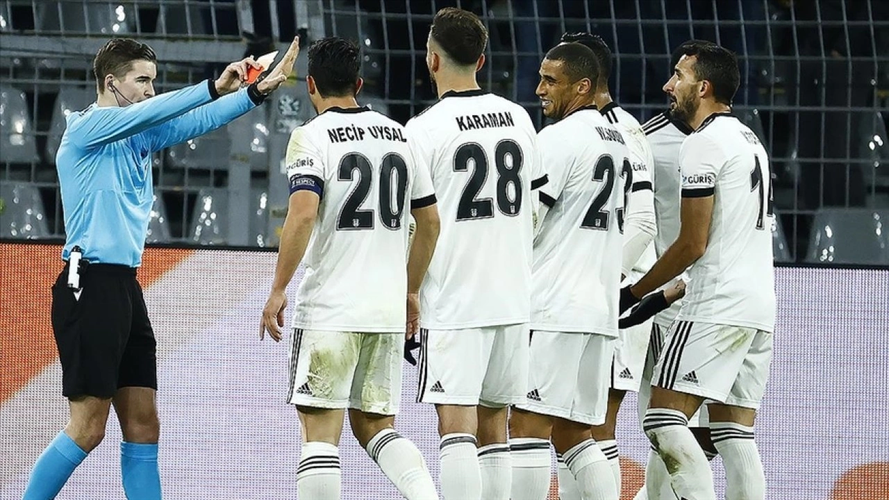 Beşiktaş'ın ilk yarıdaki kart raporu