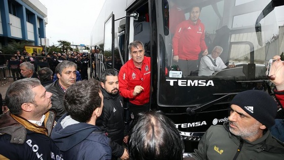 Beşiktaş kafilesi Trabzon'a geldi