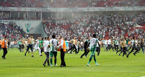 Beşiktaş, Konyaspor ve Fikret Orman, PFDK'ya sevk edildi