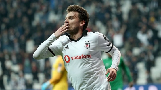 Beşiktaş Ljajic'in bonservisini aldı