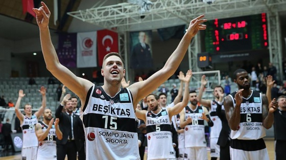 Beşiktaş Sompo Japan deplasmanda Stelmet'i 84-66 mağlup etti