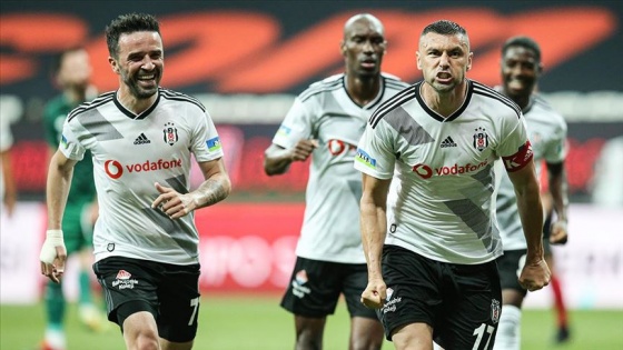 Beşiktaş yine farklı kazandı