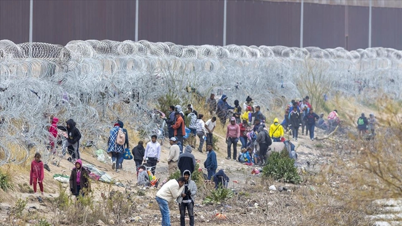 Beyaz Saray'dan düzensiz göçmenlerin sınır dışı edileceği konusunda net mesaj