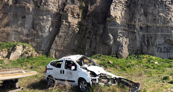 Beylikdüzü’nde araç uçurumdan aşağıya uçtu: 1 yaralı