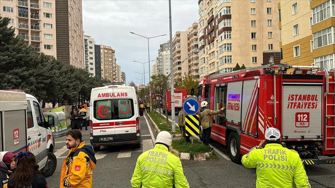 Beylikdüzü'nde bir dairede patlama meydana geldi