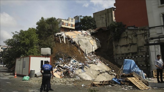 Beyoğlu Belediyesinden toprak kaymasına ilişkin açıklama