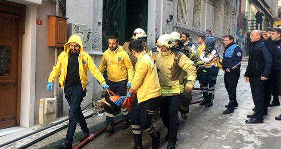 Beyoğlu'nda 4 kişinin hayatını kaybettiği yangınla ilgili valilik açıklaması