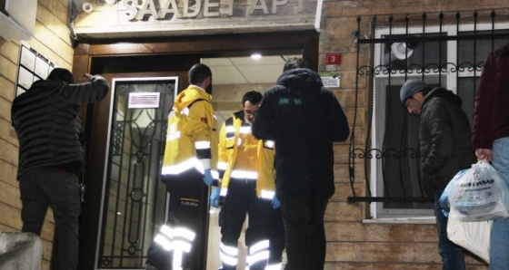 Beyoğlu’nda silahlı saldırıya uğrayan ünlü yazar hayatını kaybetti