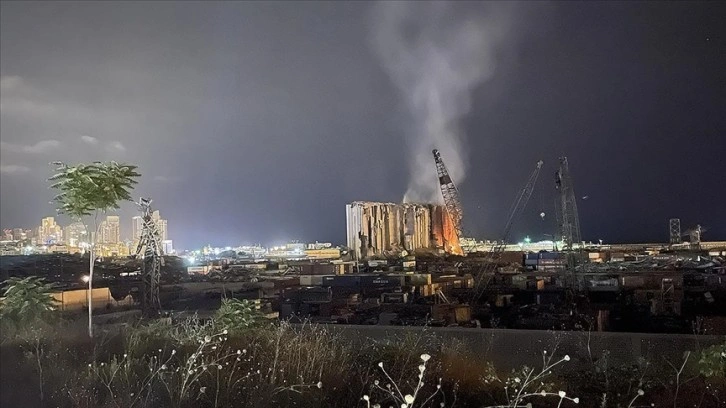 Beyrut Limanı'ndaki patlamada harabeye dönen silonun kuzey kısmı tamamen yıkıldı