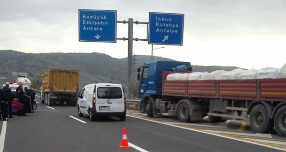 Bilecik'te, trafik kazası: 1 ölü 2 yaralı