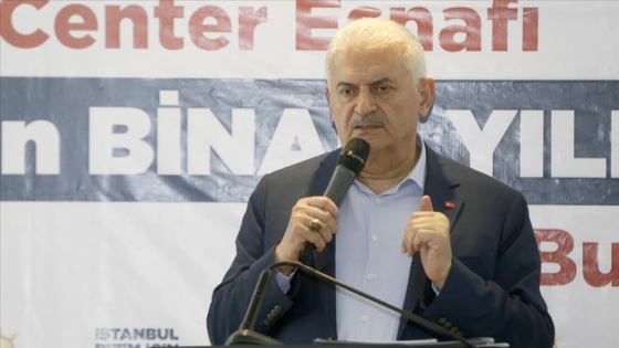 Binali Yıldırım'dan '24 saat toplu ulaşım' sözü