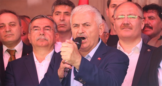 Binali Yıldırım’dan Sivaslılara 'erken dönün' çağrısı