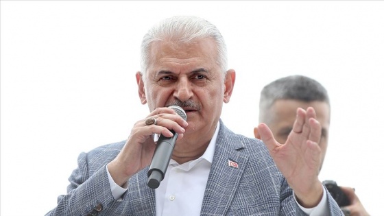 Binali Yıldırım radyoların ortak yayında soruları cevapladı