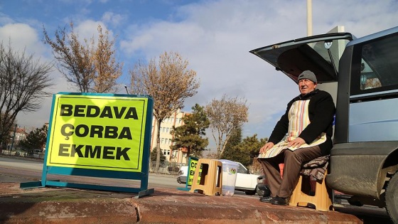 Bir bardak çorbayla 'gönülleri' ısıtıyor