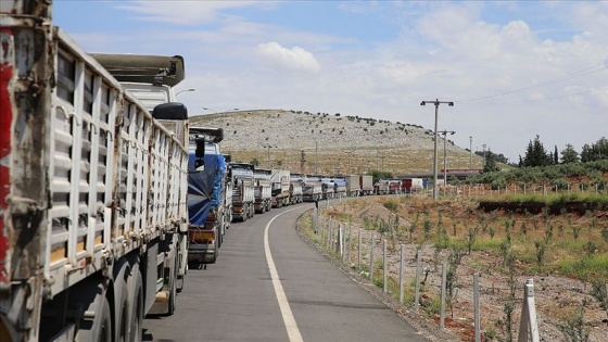 Birleşmiş Milletlerden İdlib'e 86 tır insani yardım