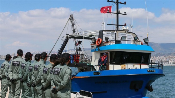 'Birlik Operasyonu'nun yapıldığı balıkçı teknesi İzmir'e getirildi