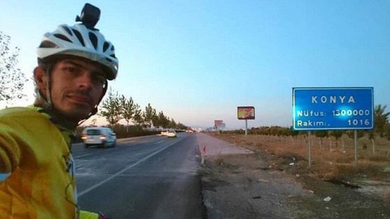 Bisiklet tutkunu iki ayda 9 bin 300 kilometre yol aldı