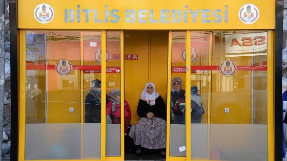 Bitlis'te 'klimalı otobüs durağı' dönemi