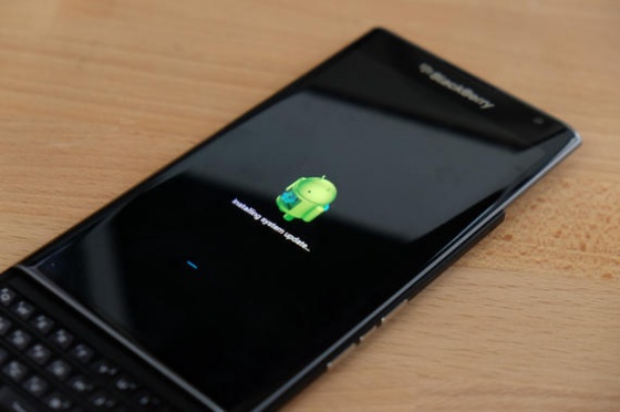 BlackBerry'nin 3 yeni akıllı telefonu yıl sonunda çıkıyor