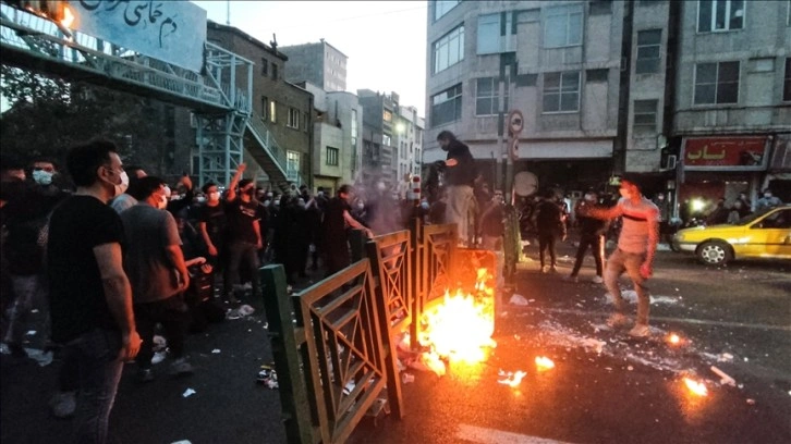 BM, İran'da protestoculara yönelik şiddete tepki gösterdi