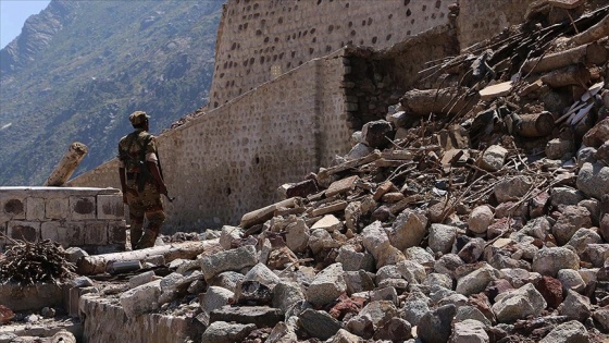 BM: Yemen'de 6 yıldır süren iç savaş 233 bin kişinin ölümüne yol açtı