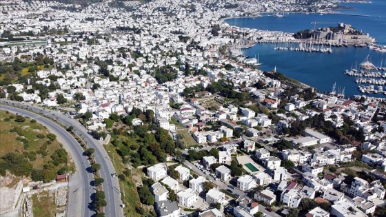 'Bodrum'a son 10 günde 500 bin aracın geldiği bilgisi gerçeği yansıtmamaktadır'