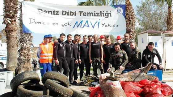 Bodrum'da deniz dibi ve kıyı temizliği