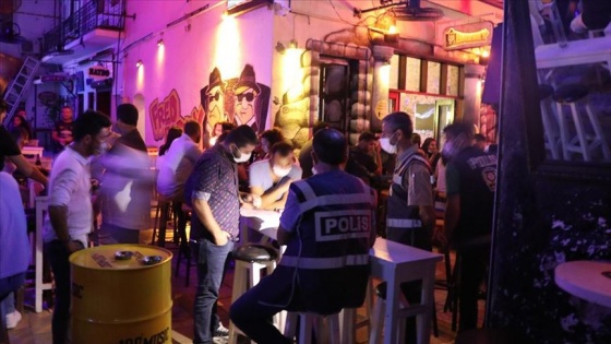 Bodrum'da iş yerlerine 150 polisle Kovid-19 denetimi