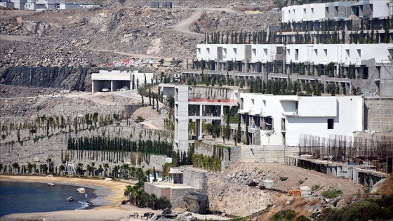 Bodrum'da rezidans ve villa inşaatındaki yıkım sürüyor