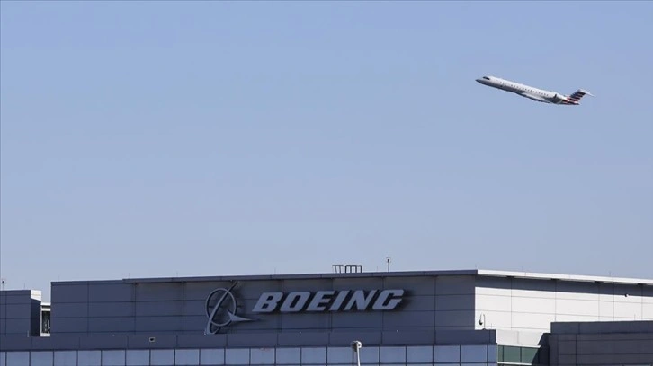 Boeing, uçağın acil çıkış kapısının uçuş sırasında kopmasındaki hatayı kabul etti