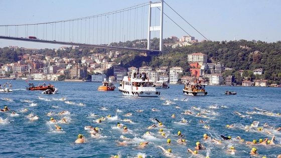 Boğaziçi Kıtalararası Yüzme Yarışı'na büyük ilgi