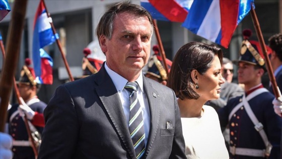 Bolsonaro'dan, Kovid-19 nedeniyle ölenlere ilişkin 'ölüm bütün dünyanın kaderi' açıklaması