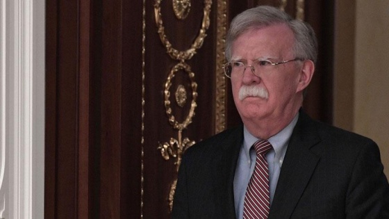 Bolton'dan Venezuela ordusuna ahlaksız çağrı