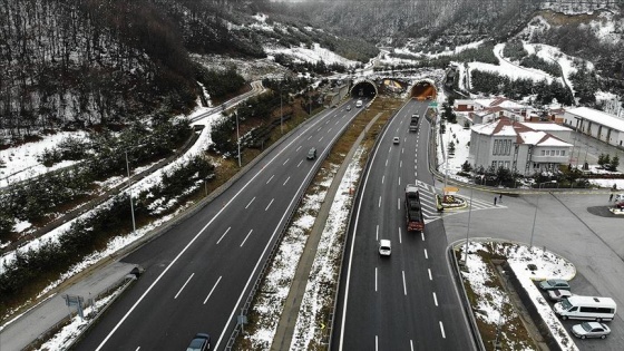 Bolu Dağı Tüneli'nden 2019'da yaklaşık 11,3 milyon araç geçti