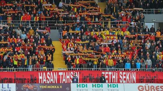 Bornova Stadı'nda Fethi Sekin unutulmadı