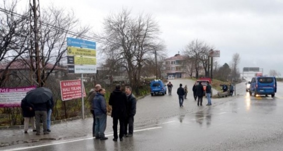 Boşanmak üzere olduğu eşini ve kayınvalidesini bıçaklayarak öldürdü