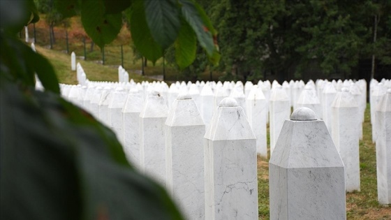 Bosna Hersek'te 'soykırımı inkar etmek' bugünden itibaren suç sayılacak