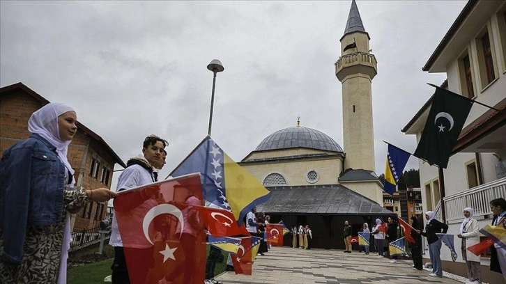 Bosna Hersek'te TDV'nin katkılarıyla tamamlanan Ahi Evran Veli Kırşehir Camisi hizmete açıldı