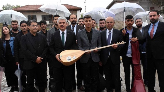 'Bozkırın tezenesi'nin 'emaneti' gençlerde