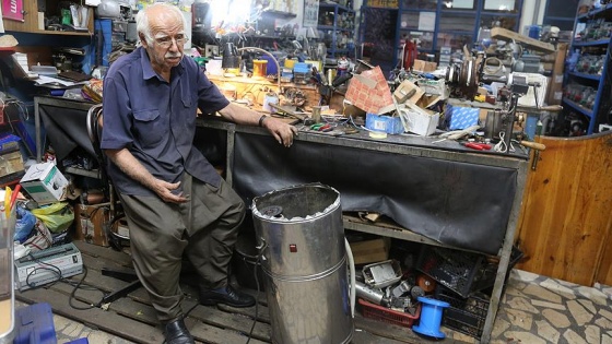 Bozuk elektrikli aletlere 63 yıldır hayat veriyor