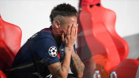 Brezilyalı futbolcu Neymar'ın gelecek ay sahalara dönmesi bekleniyor