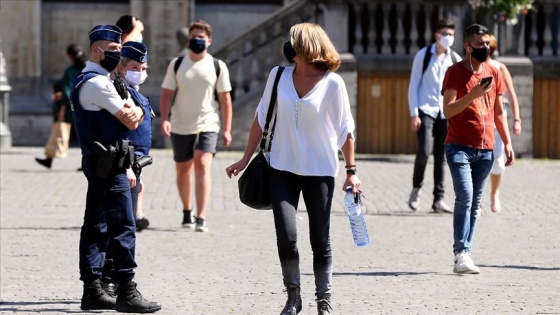 Brüksel'de maske takmak zorunlu oldu