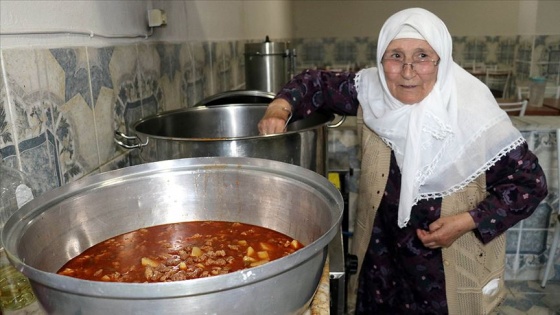 Bu köyde tek iftar sofrası kuruluyor