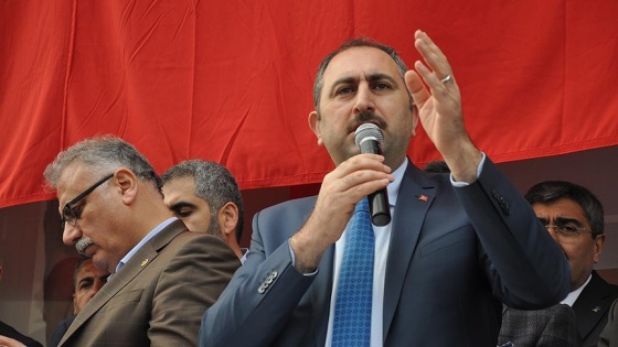 'Bu sistem, merhum Menderes ve arkadaşlarını idam etti'