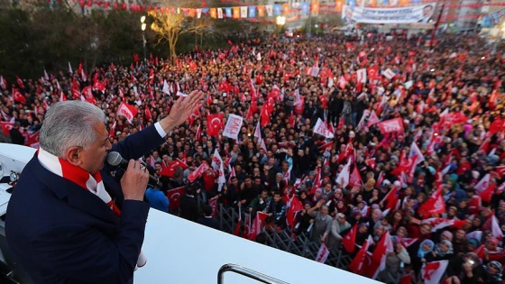 'Bu ülkeyi bölmeye çalışanların alnını karışlarız'