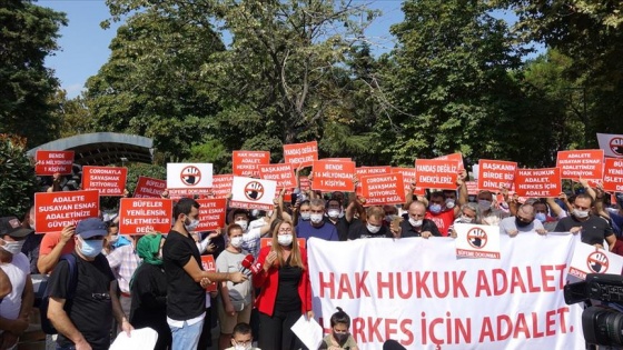 Büfecilerden İBB önünde yüksek zam protestosu