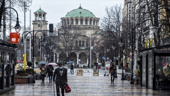 Bulgaristan'da Kovid-19/ koronavirüs tedbirleri gevşetiliyor